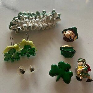 Lot of St. Patrick's Day Items: 2 Pair of Earrings, 4 button Covers & Arm Band